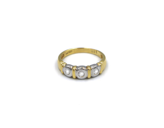 18K Gold Ring With Diamond DIDI1190