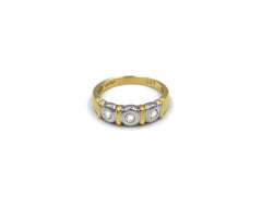 18K Gold Ring With Diamond DIDI1190