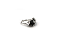 18K White Gold Ring With black onyx Diamonds HN454276