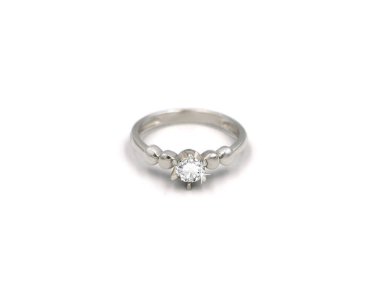 18K White Gold Ring With Diamond ID01592