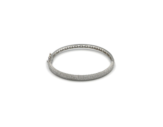 18k White Gold bangle K00400