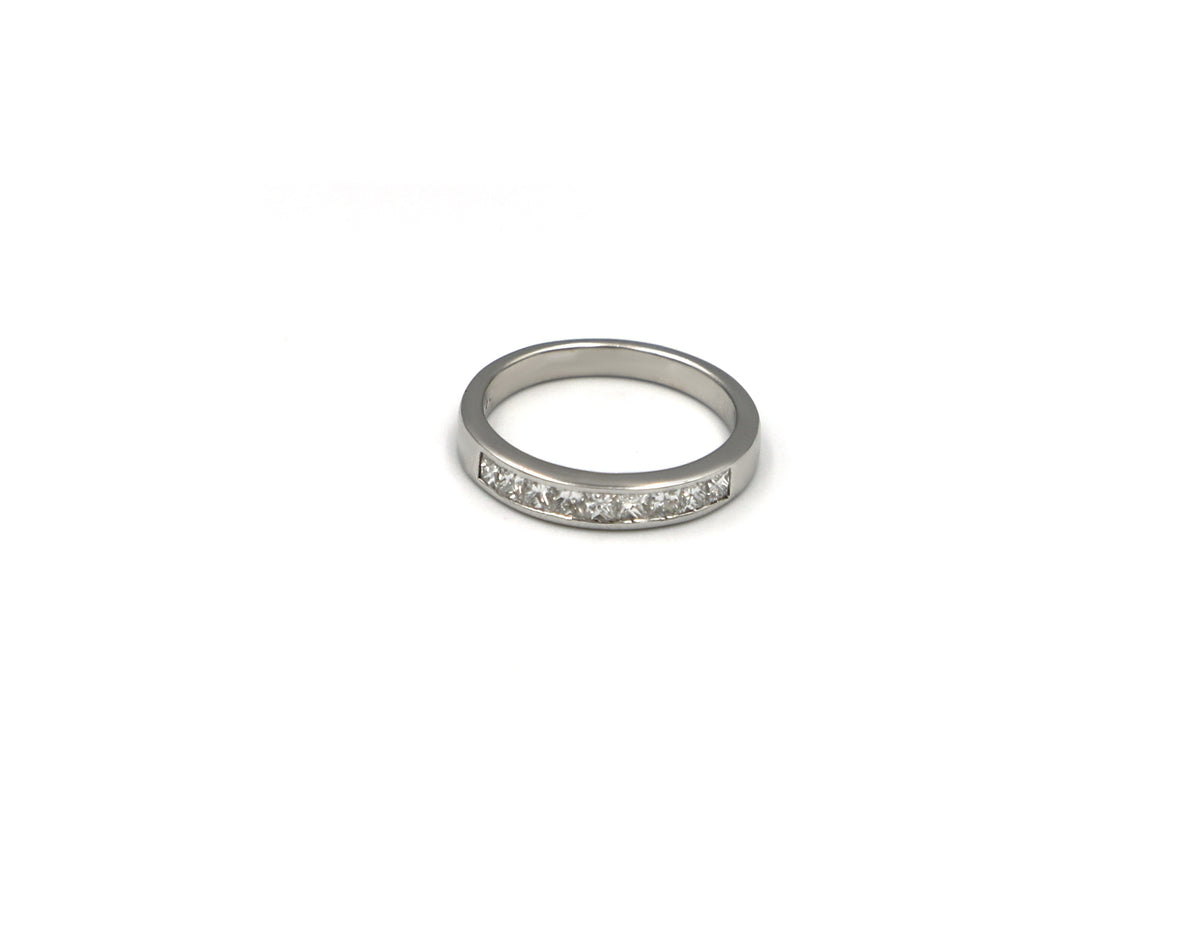 18K White Gold Half eternity Ring With Diamonds LMR02262