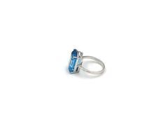 18K White Gold Ring With Blue topaz Gemstone LMR05472