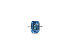 18K White Gold Ring With Blue topaz Gemstone LMR05472