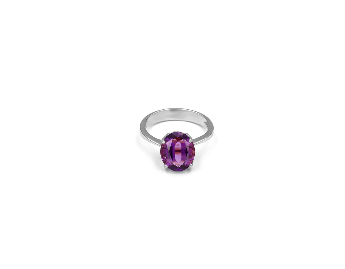 18K White Gold Ring With Oval Amethyst Gemstone LMR06099