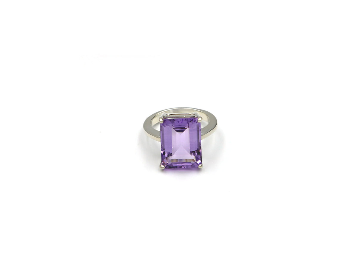 Italian Silver ring With Amethyst Gemstone LMR07589