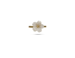 18K Gold Ring with white flower design R01220