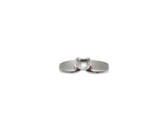 18K White Gold Ring With Diamond SK01589