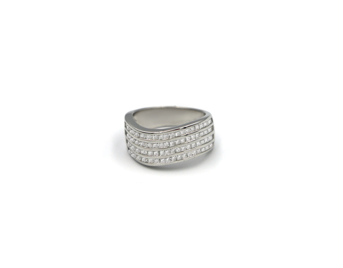 18K White Gold Ring With Four row of Diamond SK05965