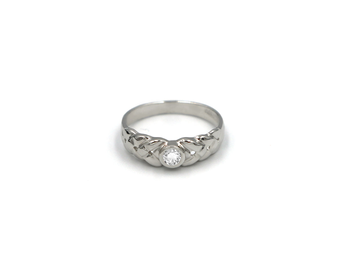 18KWhite Gold Ring With Diamond ST01860