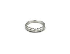 18K Gold Ring With Diamond ST03335