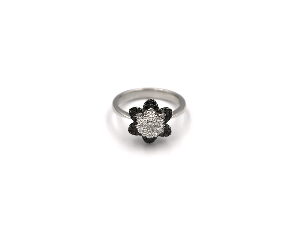 18K White Gold Ring With black Diamonds WJ640827