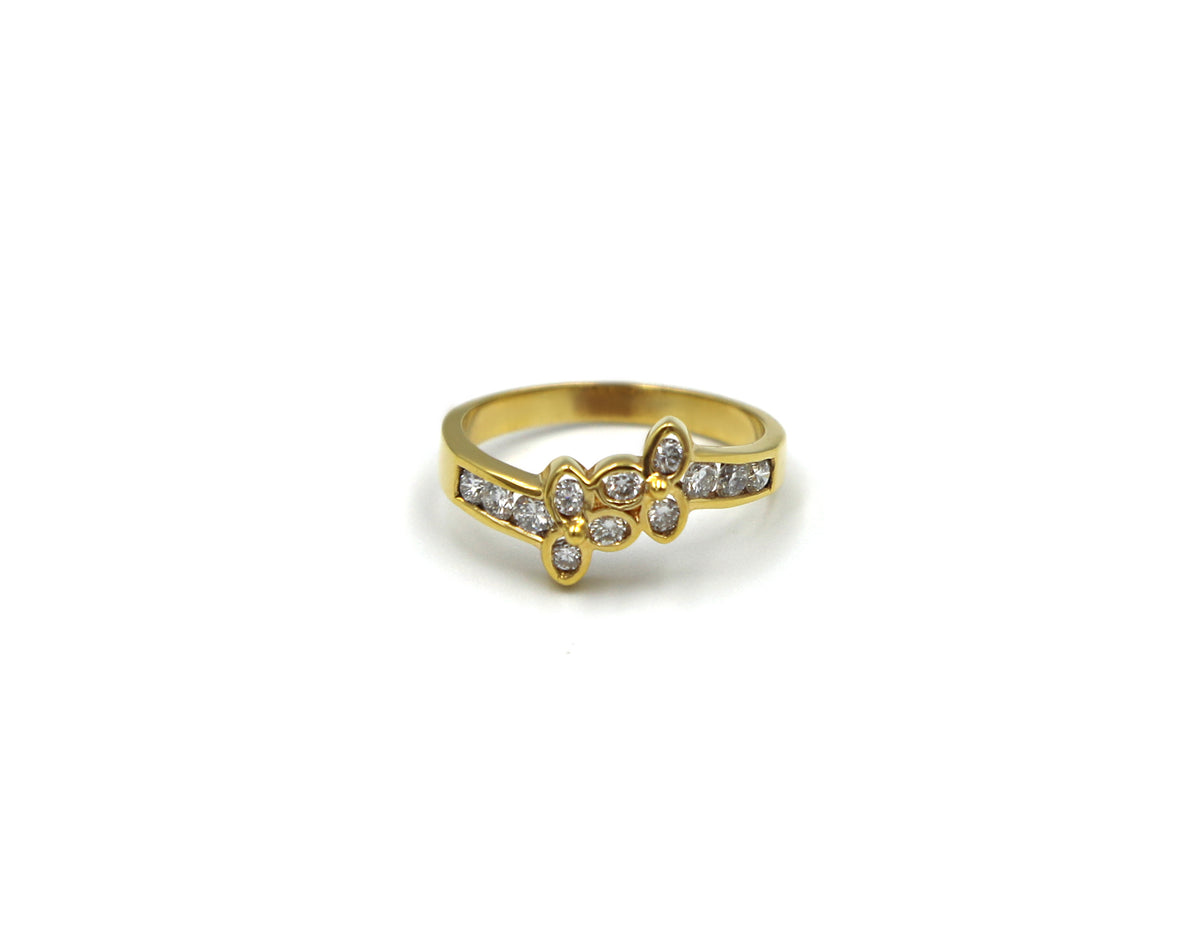 18K Gold Ring With Diamonds Z591